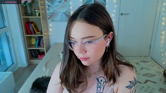 MilenaSaint webcam
