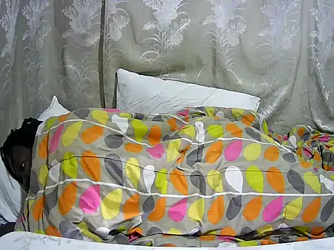 happy_sonia webcam