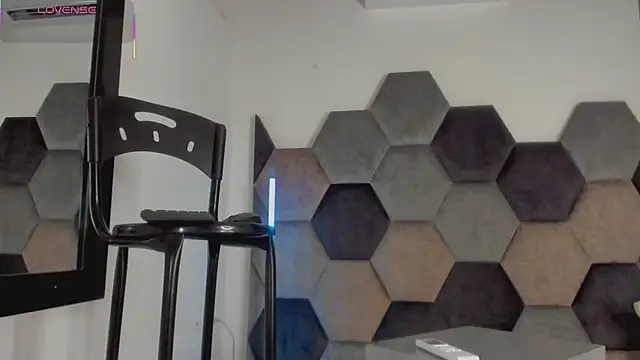 Latrellx7 webcam