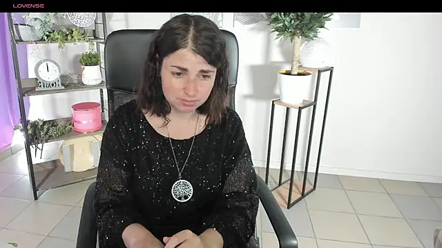 MartaEdams webcam