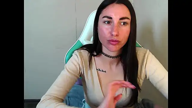 Cammil1a_horn webcam