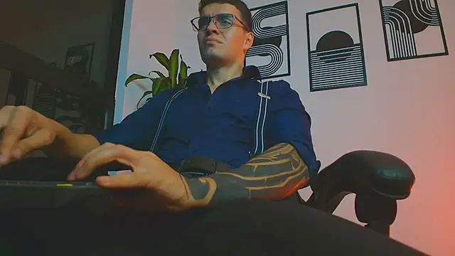 ALPHA_DOMINUS_ webcam