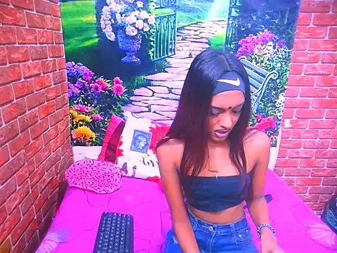 IndianPretty14u2Luv webcam