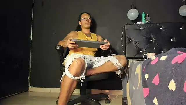 FuckHardlove webcam