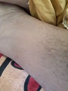 Priya_Bong webcam