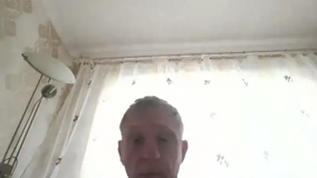 BobbyXRoyal webcam