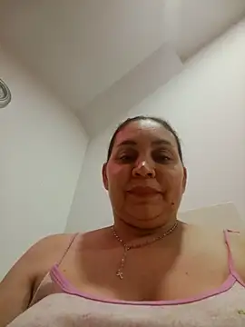 MirandaSoto webcam