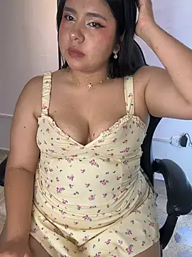 _Bella_7 webcam