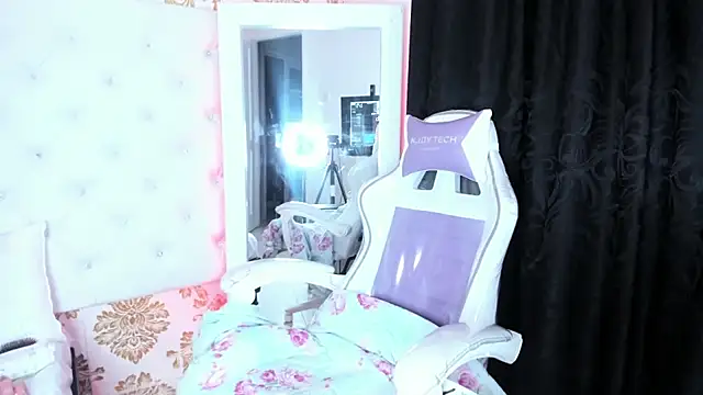 pinky__bunny webcam