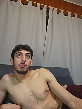 LeoyNicky98
