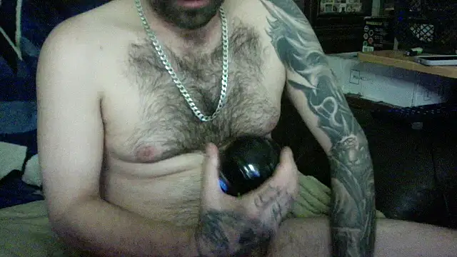 KinkyTOMan webcam