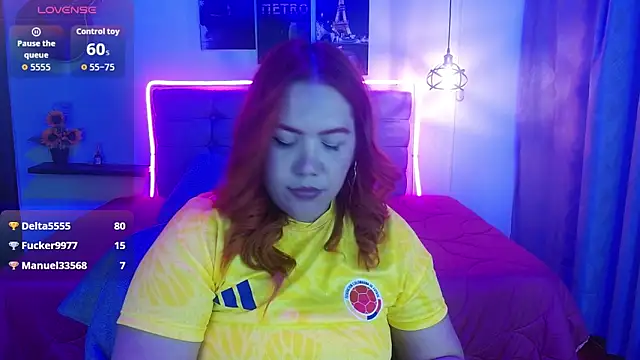 Srta_saraa webcam