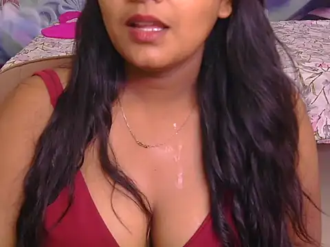 bold-kiyara webcam