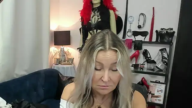 crystaLUX webcam