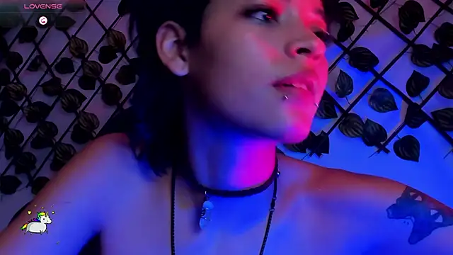 Anny_Kiitty webcam