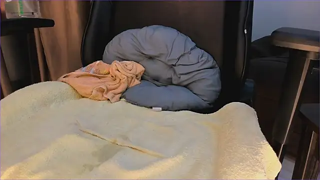 lovelymikky webcam