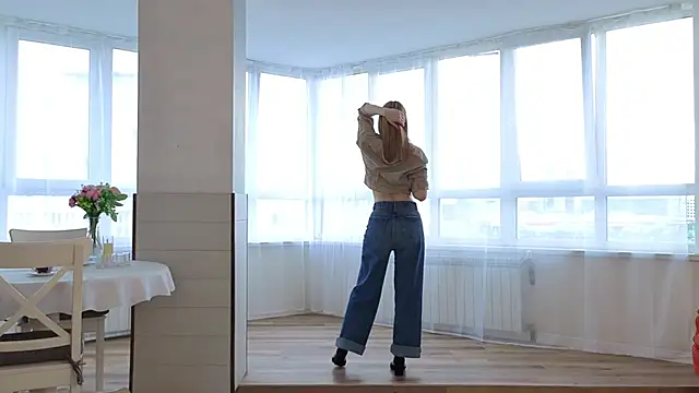 DanikaGudinas webcam