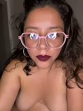 Vivi_Kvsh webcam