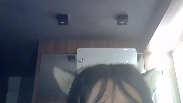SkinnyKitten live cam