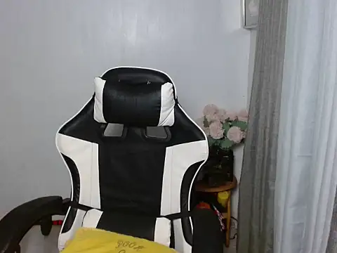 curlyasian_njxx live cam