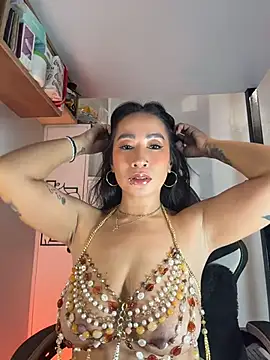 AsianMilfSheryl