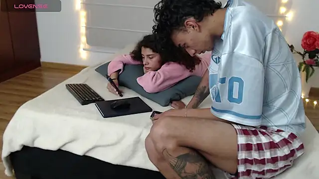 Sarabubbie webcam