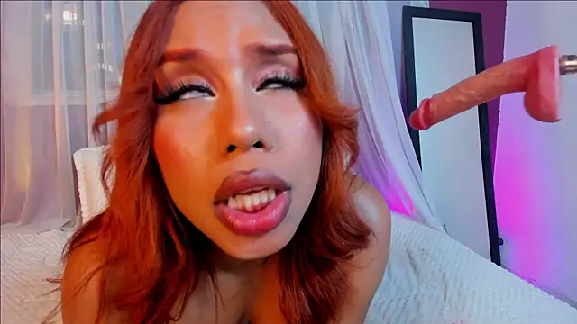 Nicole_Brown1126 webcam