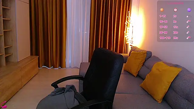 mia_bloomy webcam