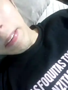 Userknowarg live cam