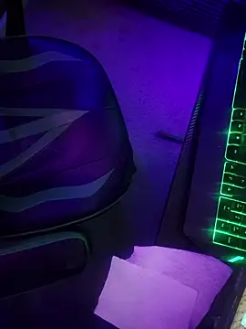 chronic_vibez webcam