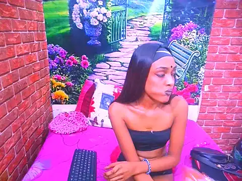 IndianPretty14u2Luv webcam
