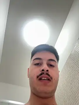 ategurl192 (M twink) - compro un dildo/buy dildo