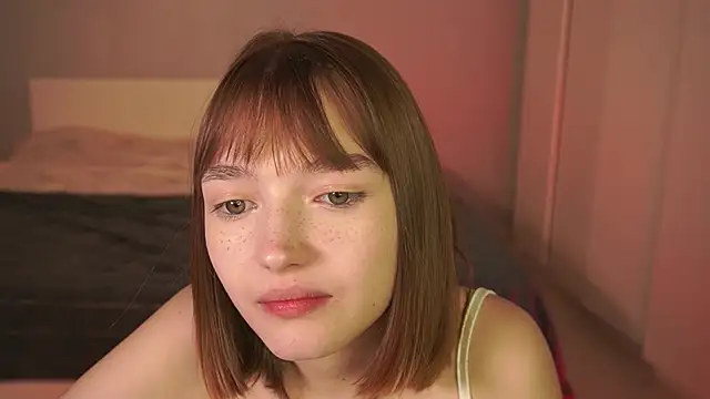 Leyla_crsh webcam