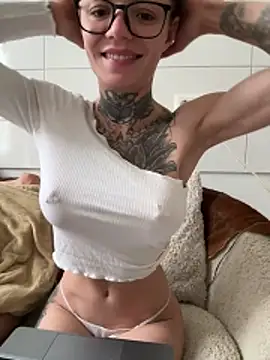 SkinnyLilly