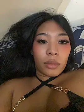 hugecock_tamira's room