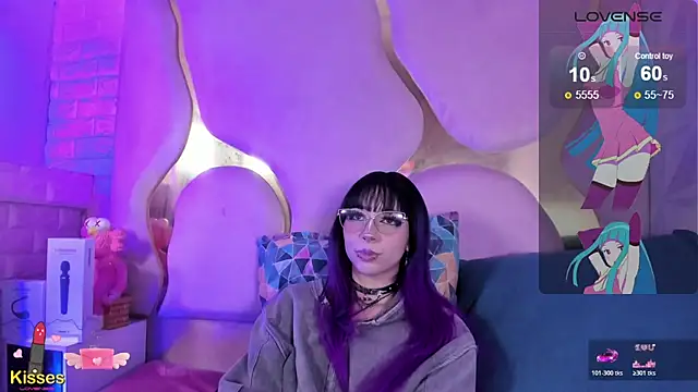 NaniiSisy webcam