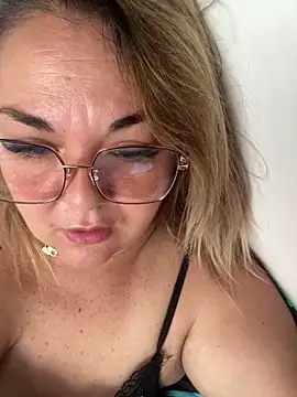 MikyVesela webcam