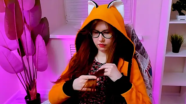 CarolGiggly webcam