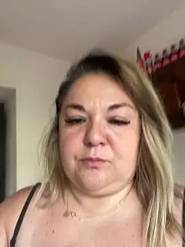 MikyVesela webcam
