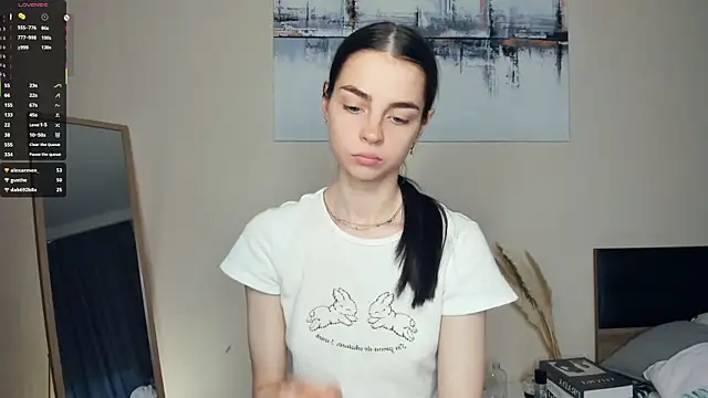 MaryJacksoon webcam