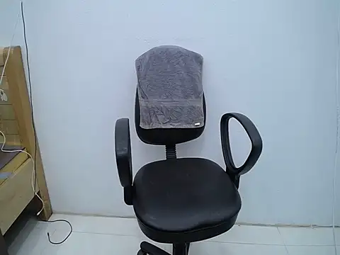 _Lady- webcam