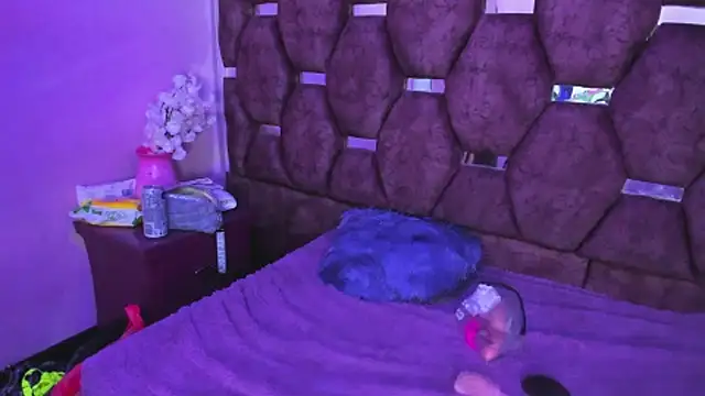 _Ivy_Luna webcam