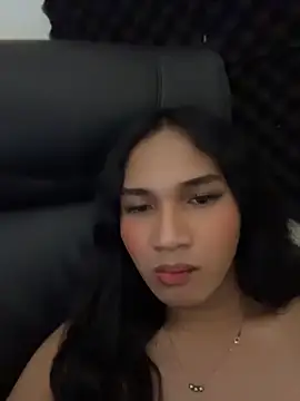 slutty_aki webcam