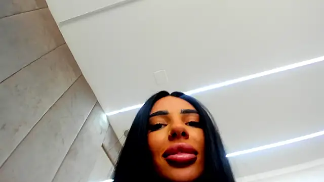 Britney_Charm_ webcam