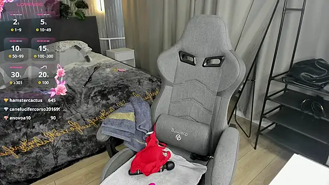 Linda_Zef1r live sex cam