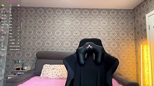 LunaHart7 webcam