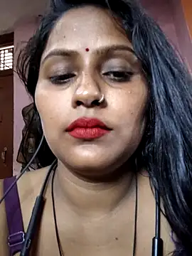 Jasmine_Januja webcam
