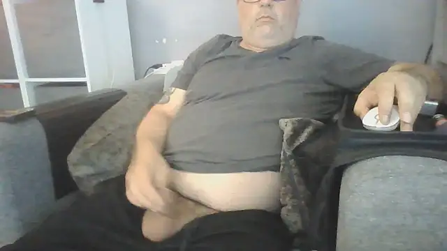 Naturistmale45 webcam