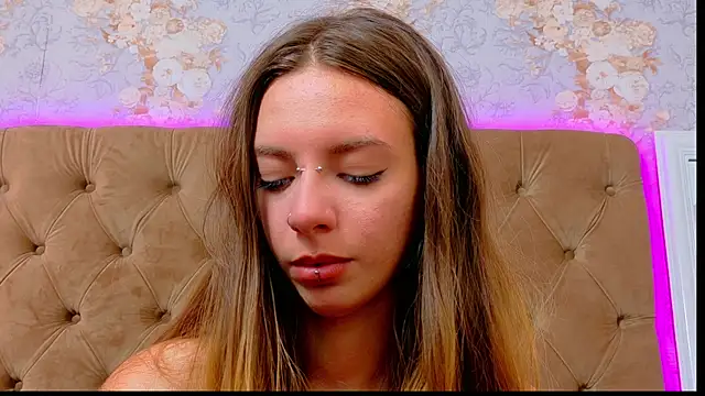 CoraVex live cam on StripChat