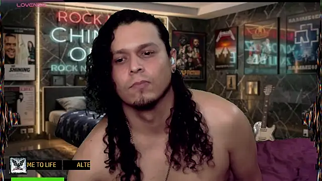 chino_roz webcam
